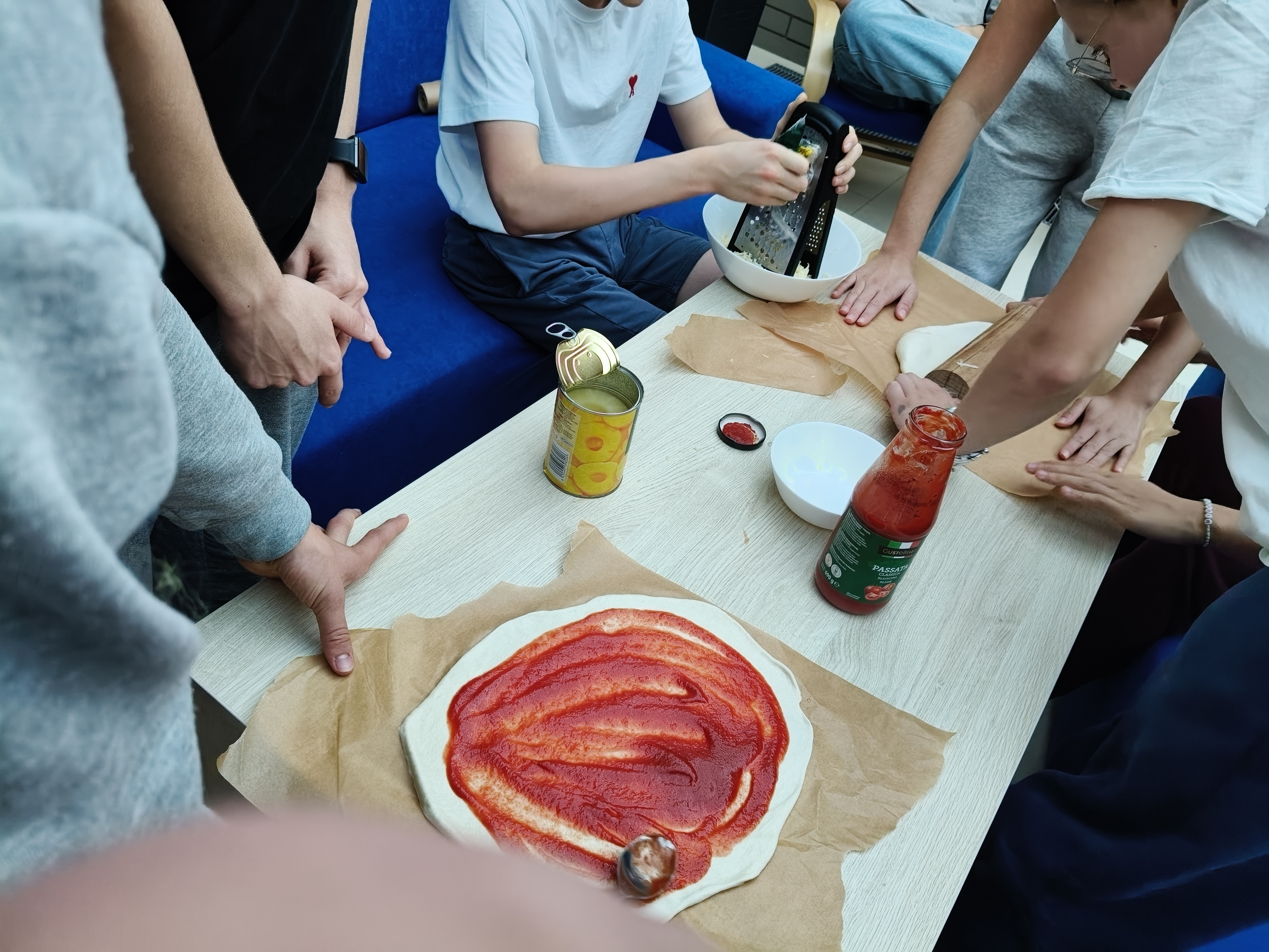 warsztaty kulinarne - przygotowanie pizzy